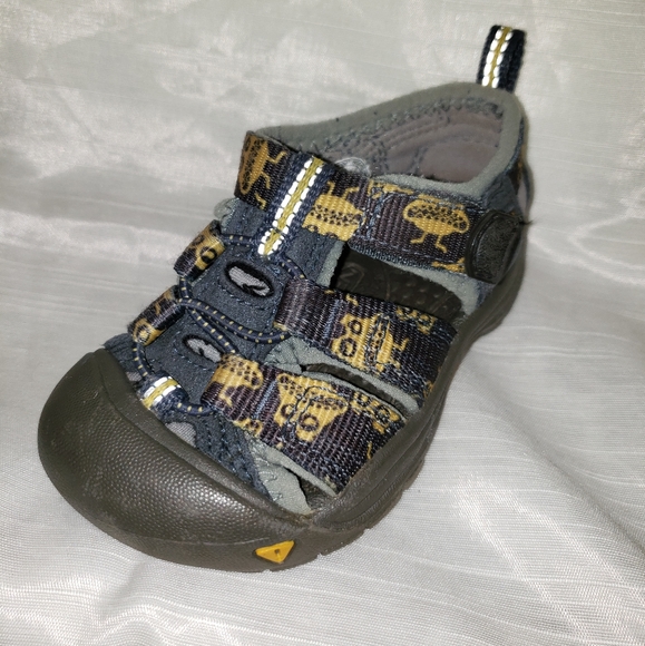 Keen Other - Keen sandals sz 5